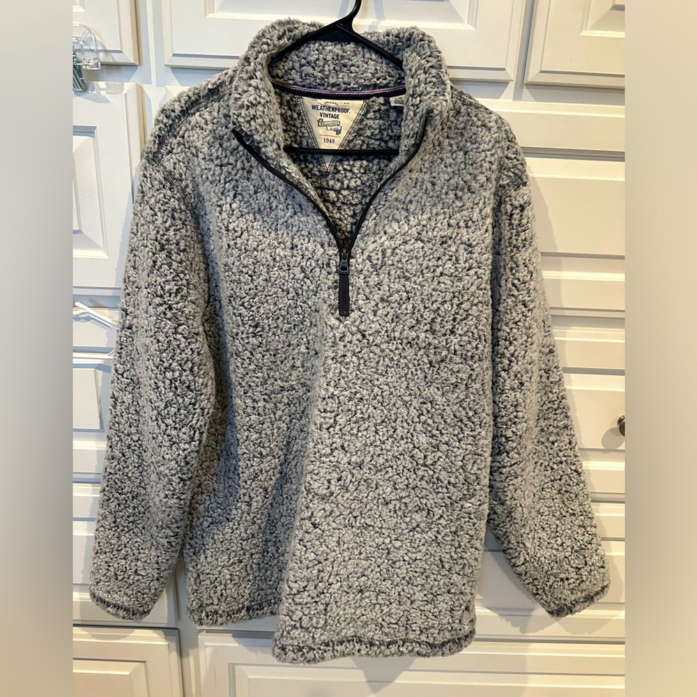 Weatherproof Vintage pullover size large